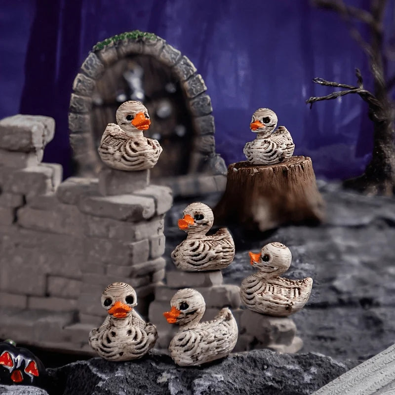 10/30pcs Cute Gothic Skeleton Duck -Plastic Figurine - Desk Decoration, Halloween Miniature Scene DIY Accessory
